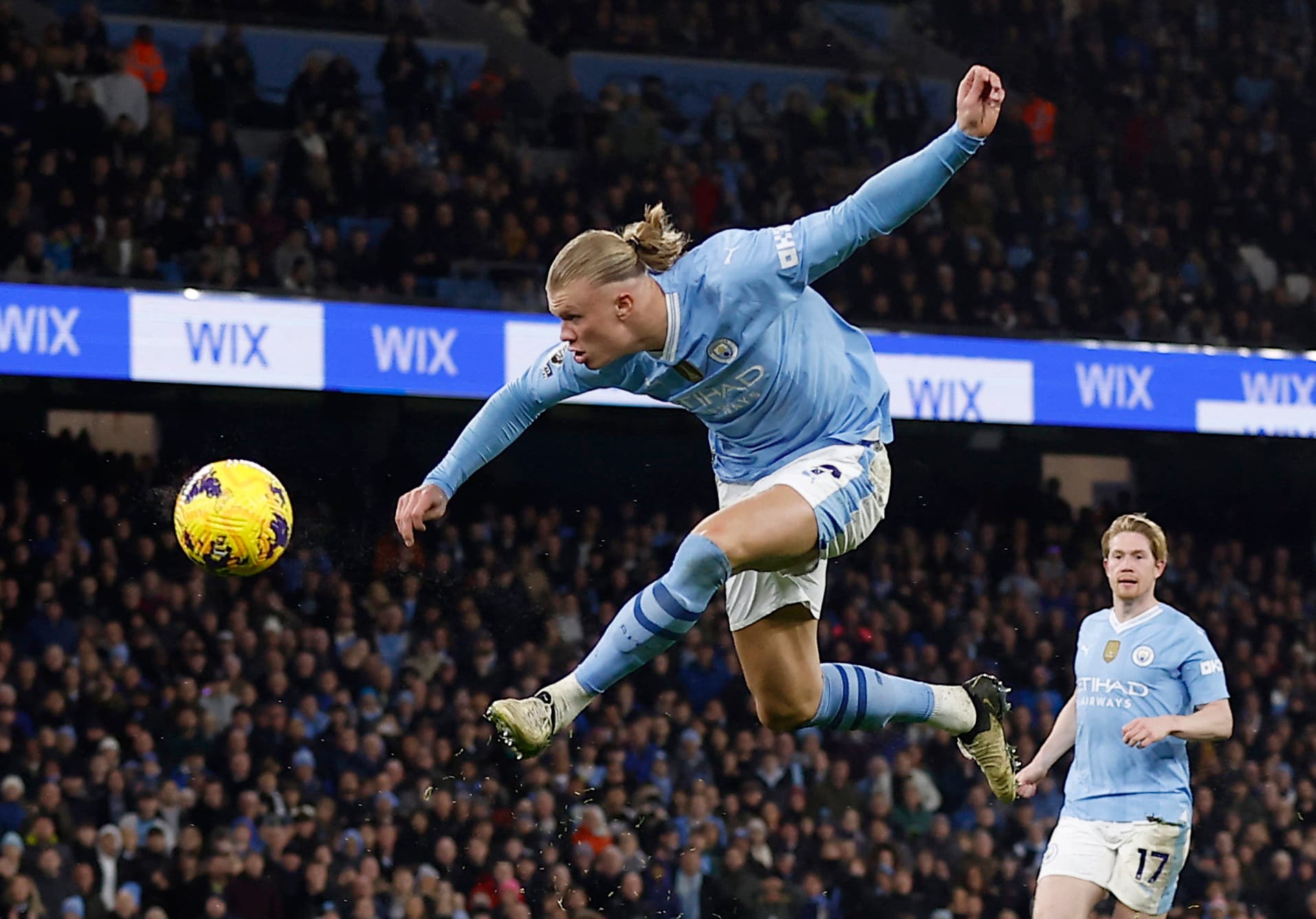 Haaland & Foden destroy Man United as City win derby