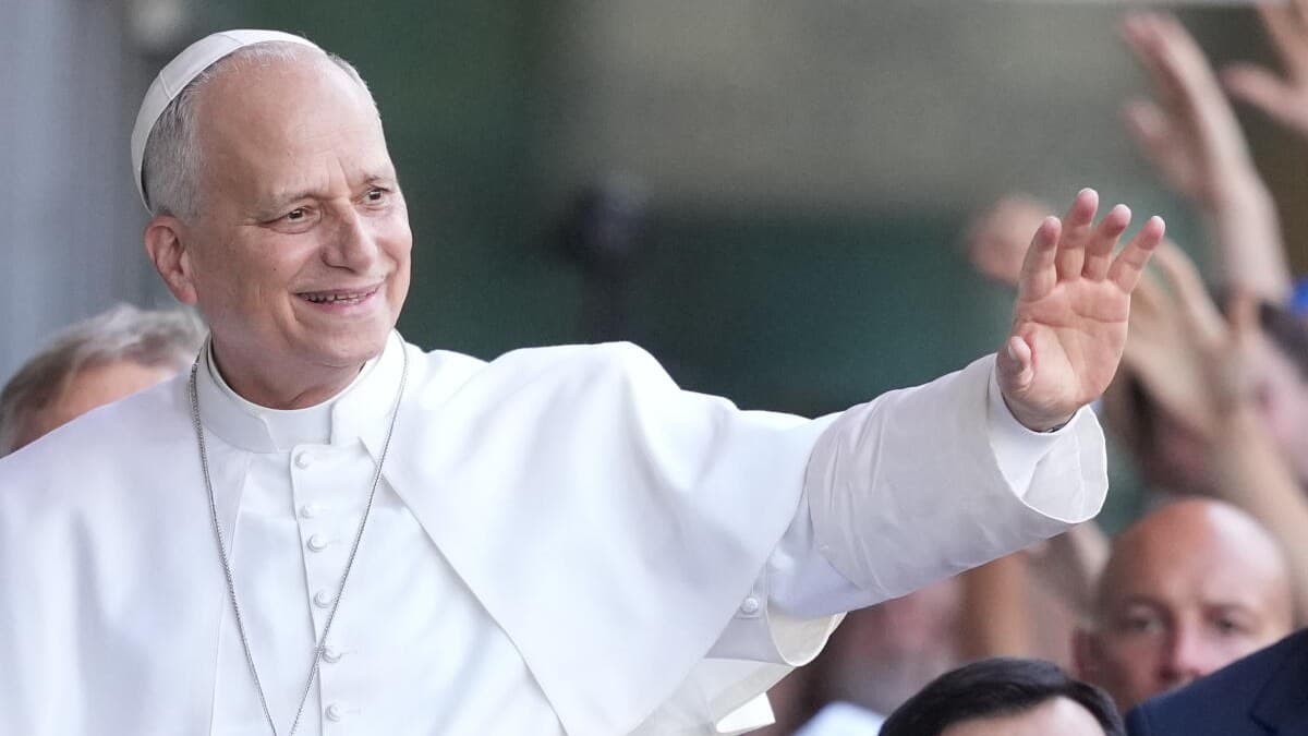 Pope Leo XIV undergoes successful lung surgery after cancer diagnosis