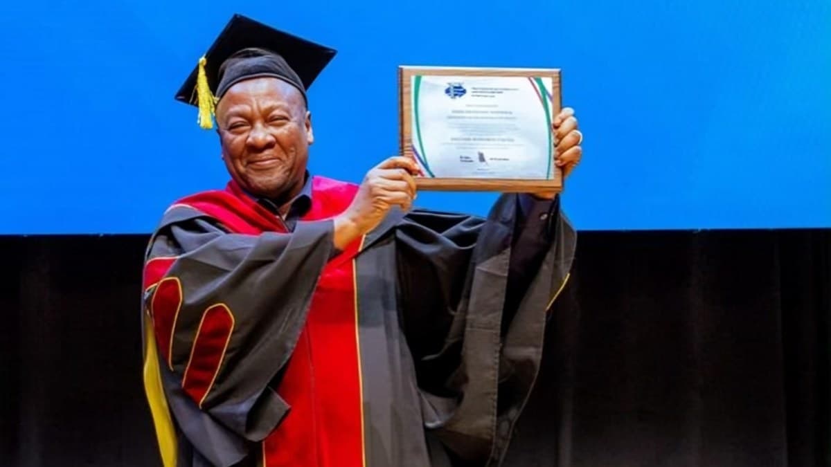 Mahama receives honorary doctorate from Russian University of transport